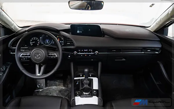 داخل مزدا 3 2024